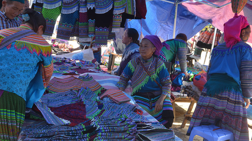 Full-Day Nha Trang Fishing Tour and Island BBQ