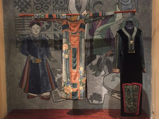 Private-Museum-Of-Traditional-Dress-by-Jeep-Ao-Dai-4