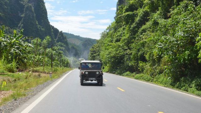 Truong-Son-Range-by-Jeep